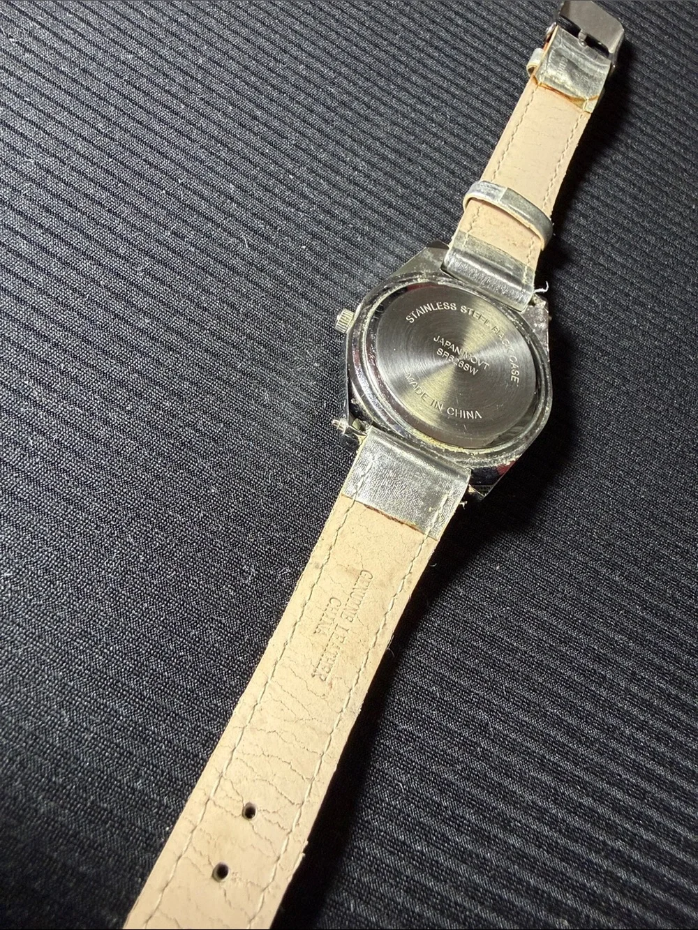 Silver Women's Analog Watch with Metallic Leather Strap